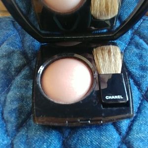 Chanel blush in 280 Golden Sun